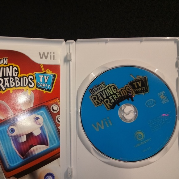 Rayman Raving Rabbids wii video game - Picture 2 of 3